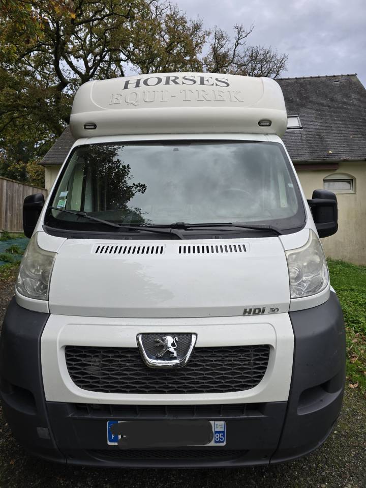 Horsebox HGV Equi-Trek Sonic 2012 Used