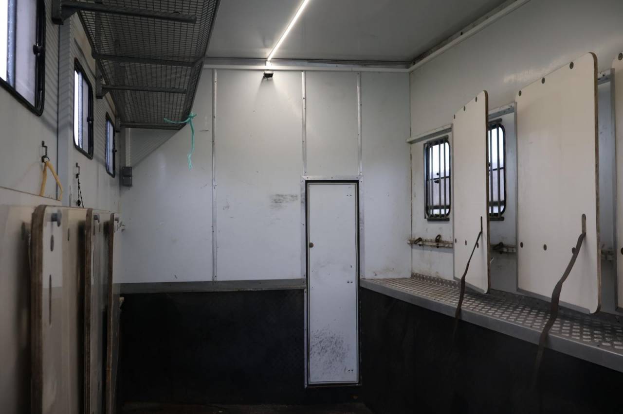 Semitrailer Scania SEMIE REMORQUE 10 PLACES 2021 Used