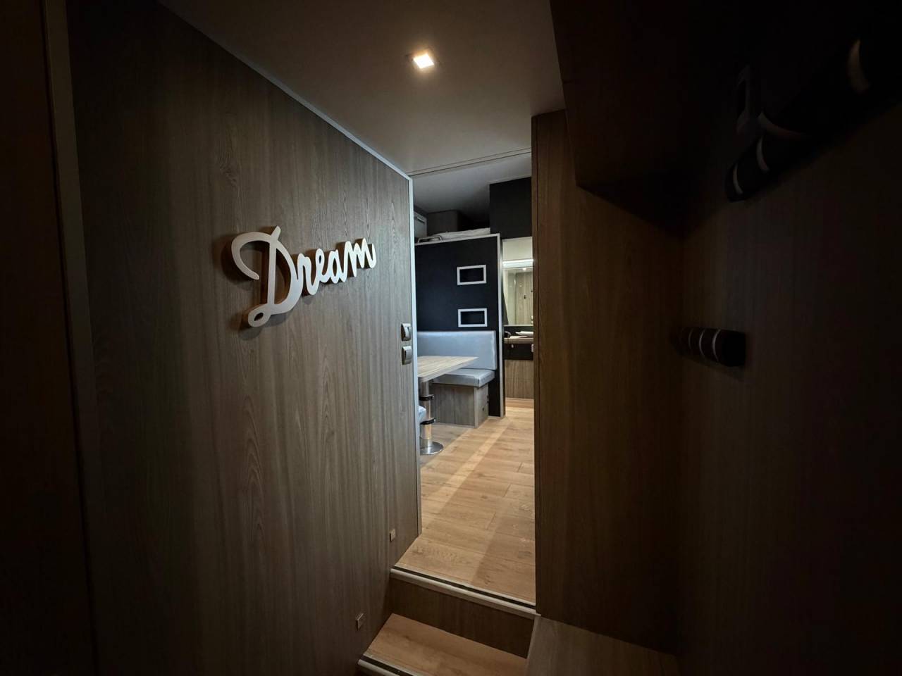 Semitrailer Scania SEMIE REMORQUE 10 PLACES 2021 Used