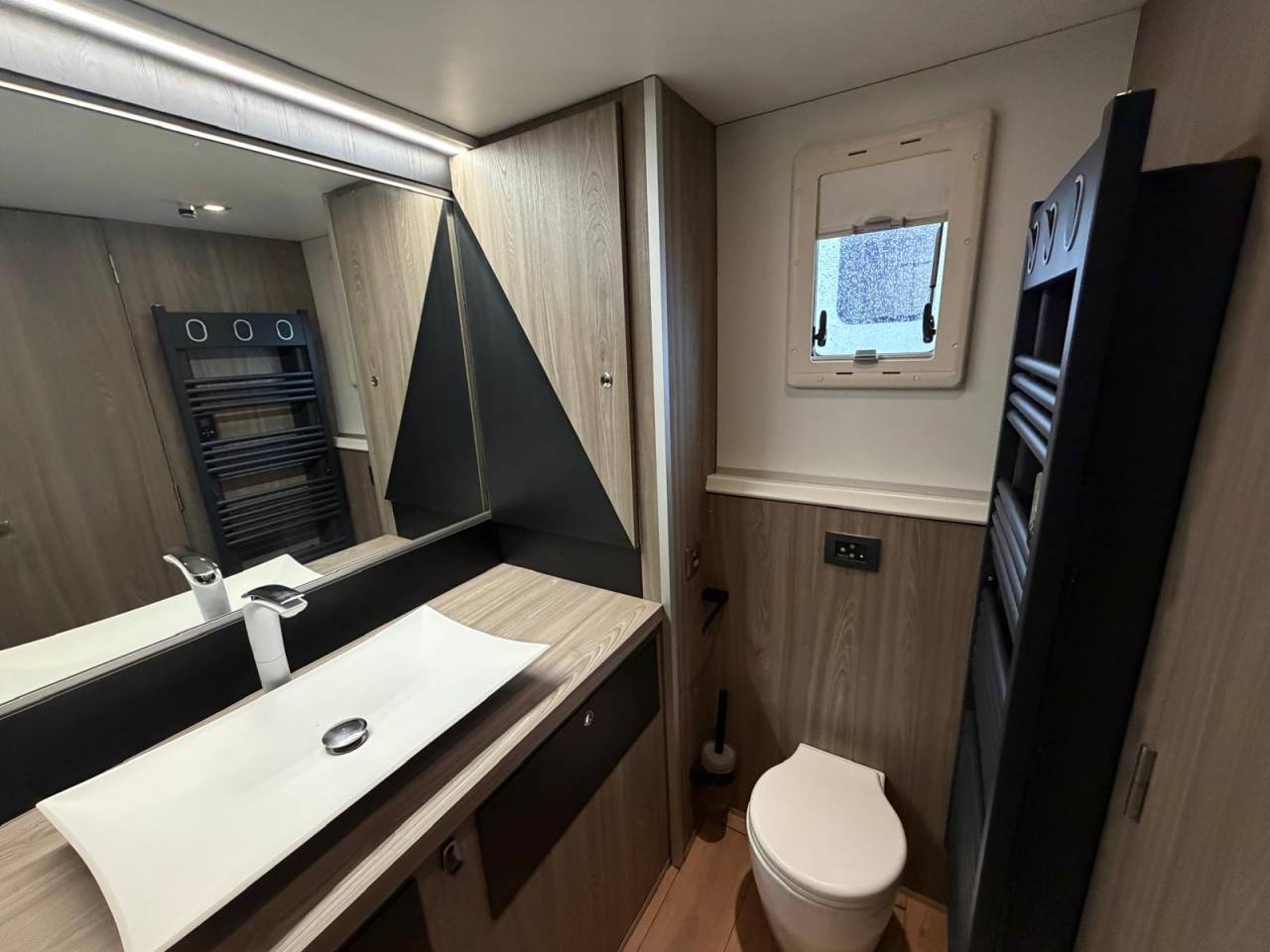 Semitrailer Scania SEMIE REMORQUE 10 PLACES 2021 Used