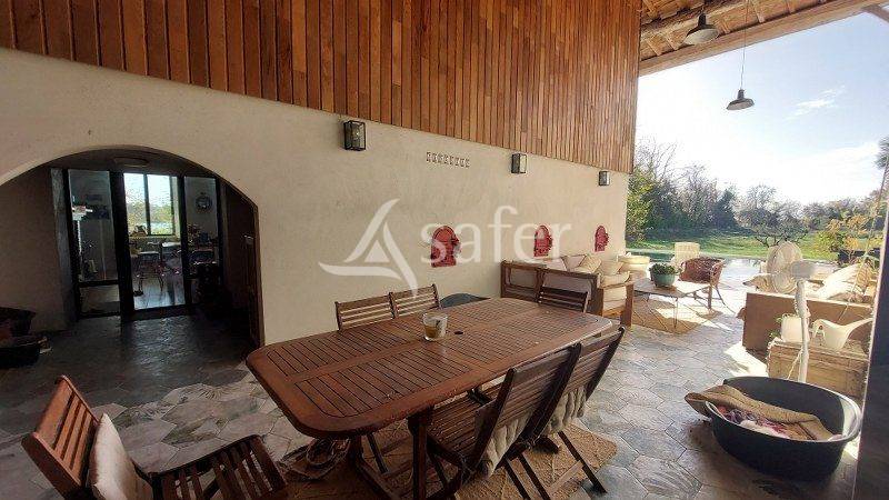 Equestrian property  Gironde