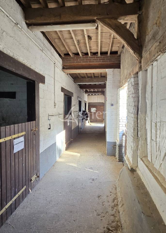 Equestrian property  Calvados