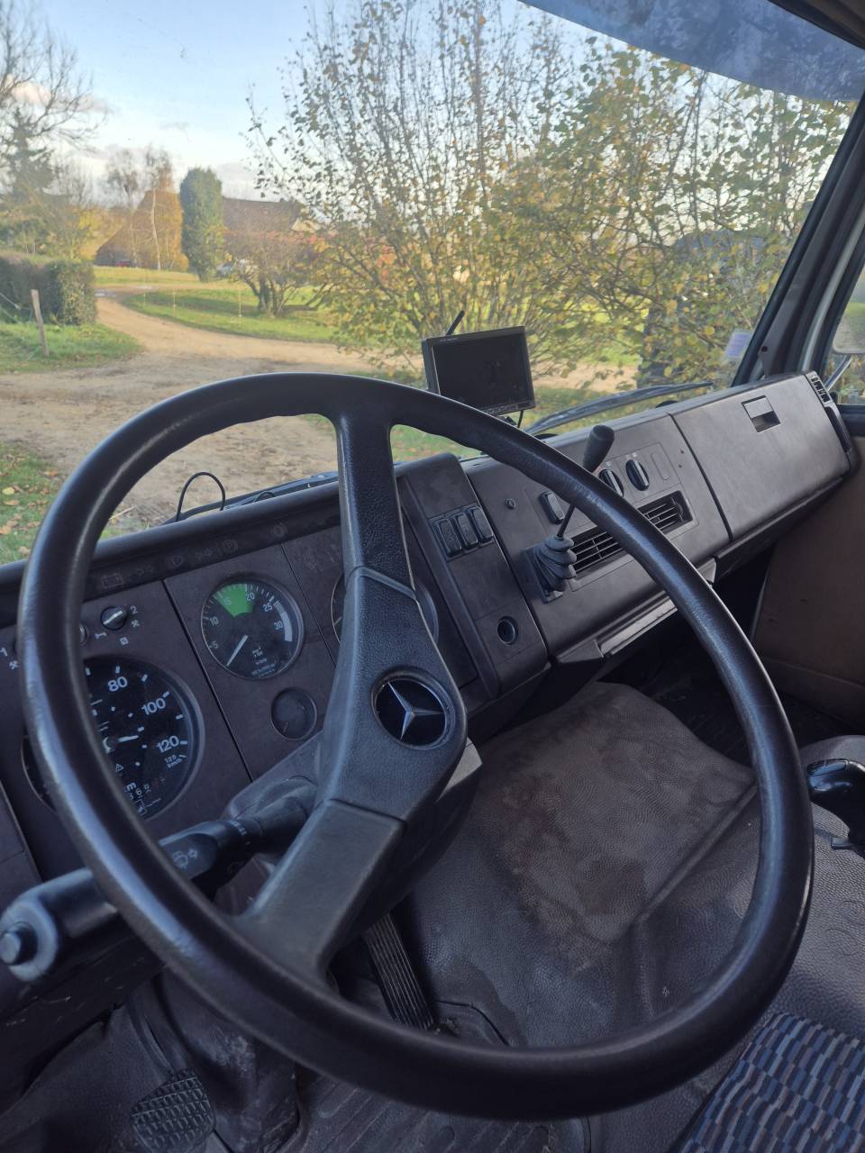 Horsebox NON-HGV Mercedes 1320 1987 Used