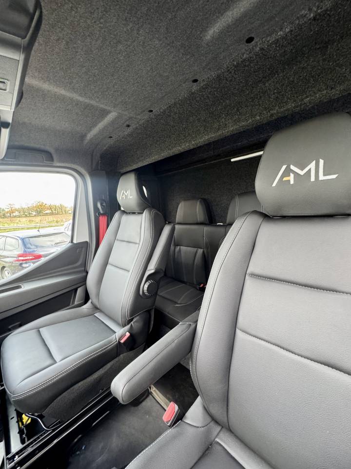 Horsebox HGV Ameline Renault Master 2025 New