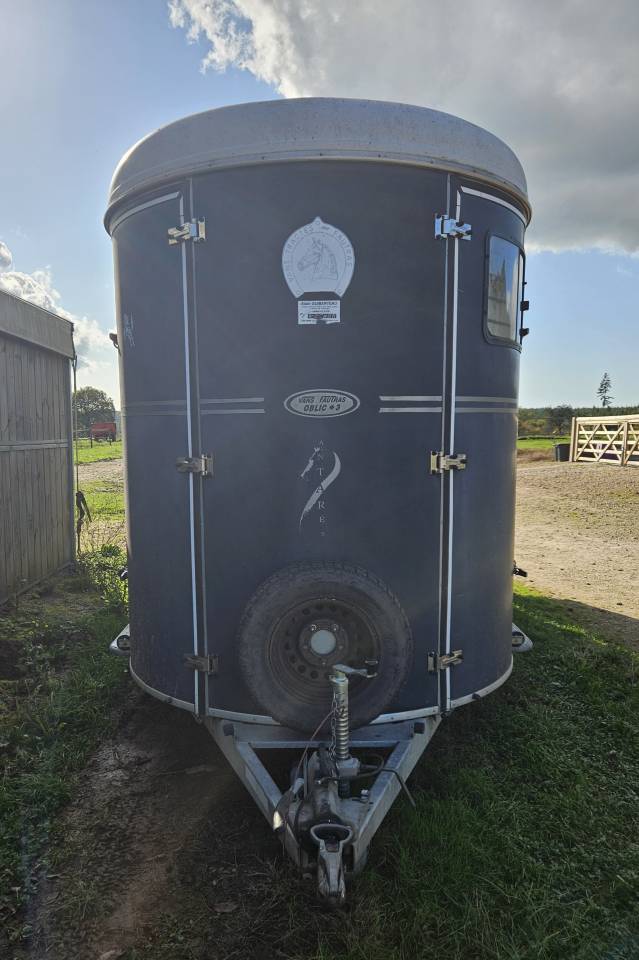 Horse trailer Fautras 3 places oblic Série limité Antares 3 Stalls 2010 Used