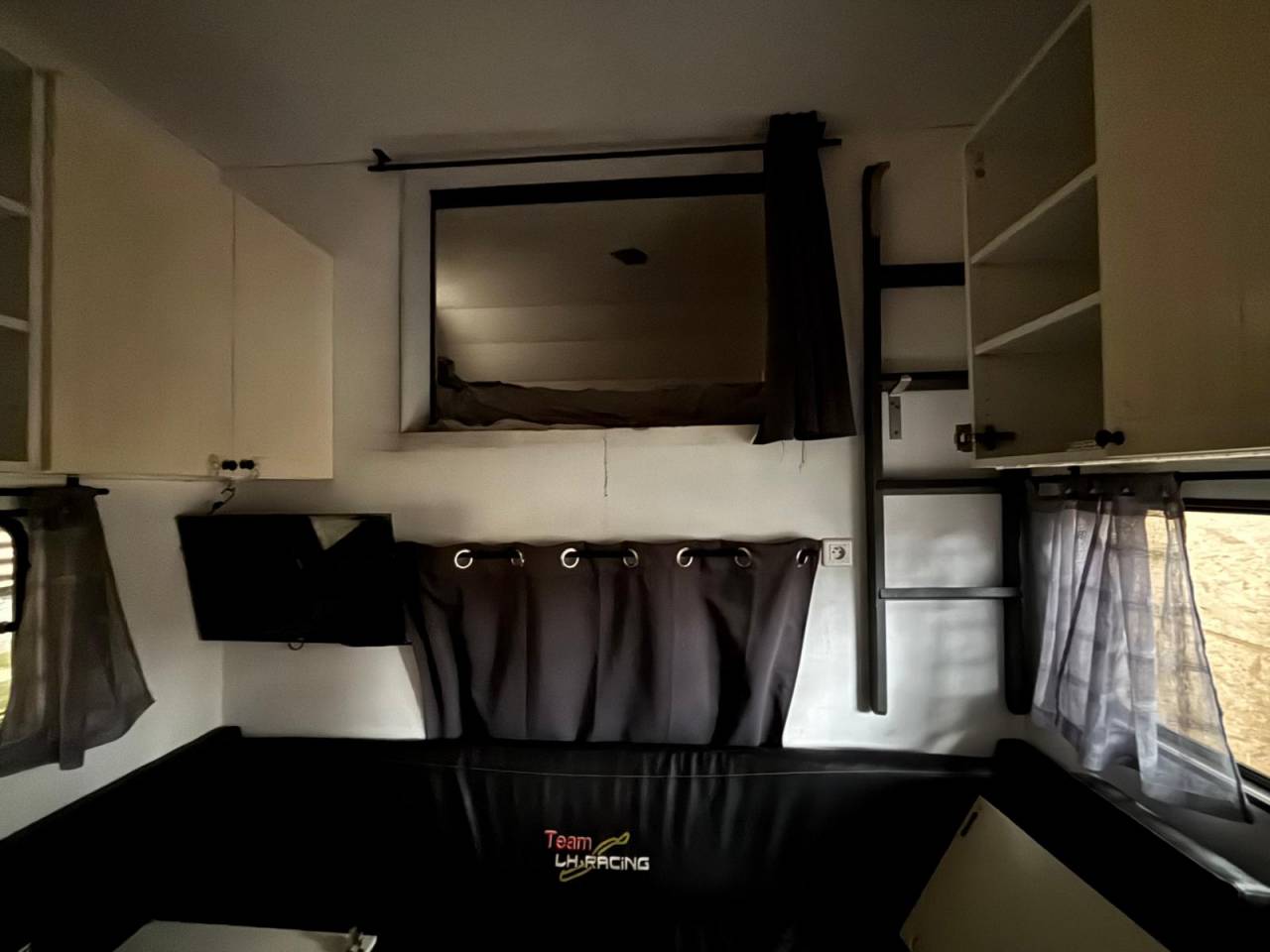 Horsebox NON-HGV Renault Midlum 2005 Used