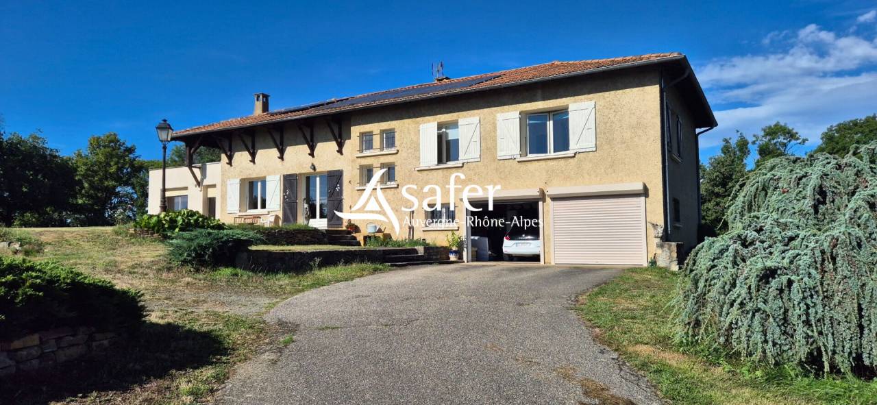 Other country property  Rh&ocirc;ne