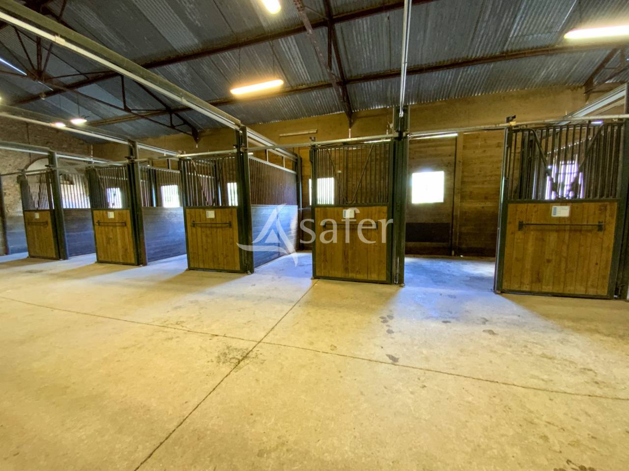 Other agricultural property  Charente-Maritime