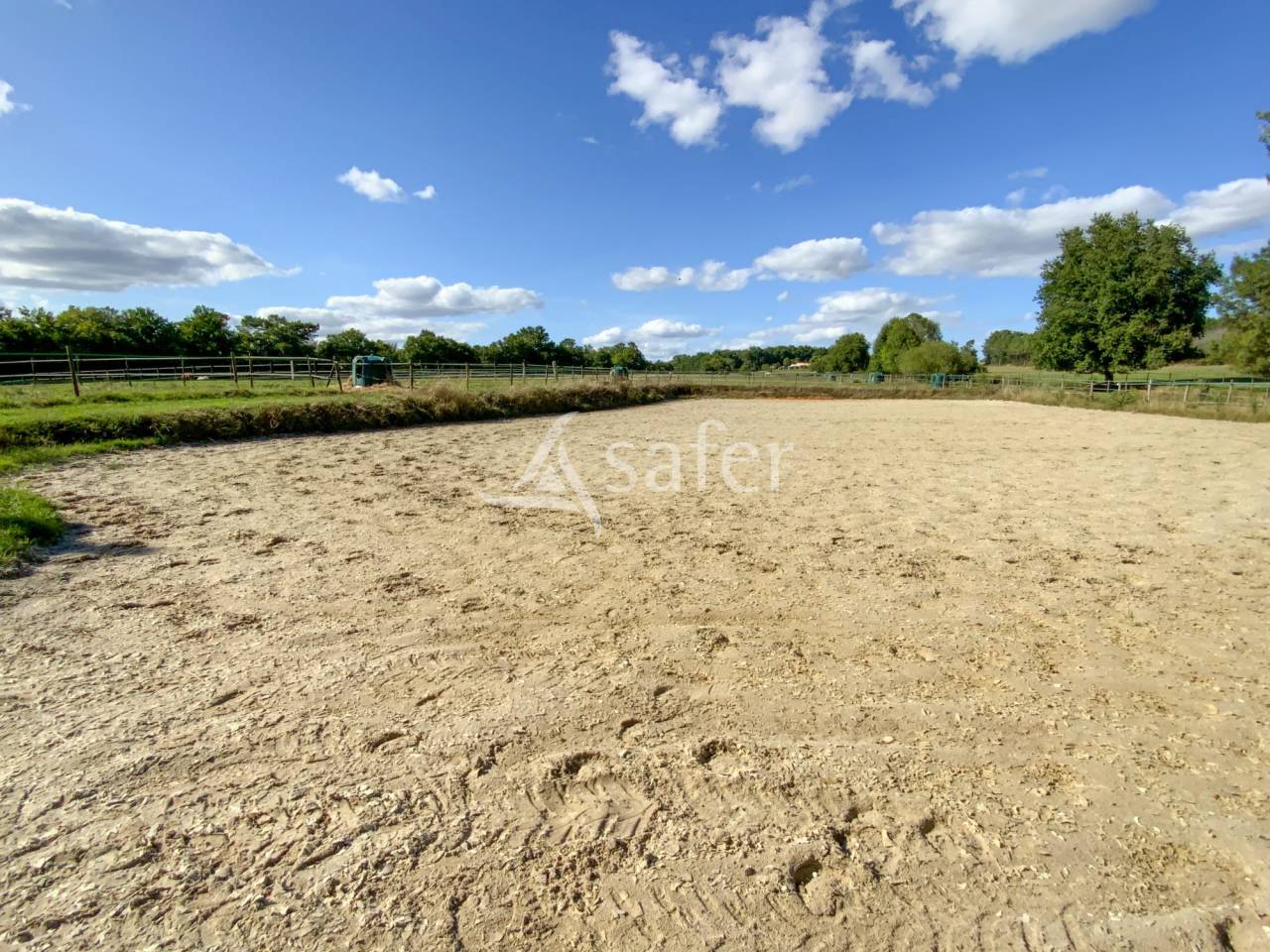 Other agricultural property  Charente-Maritime