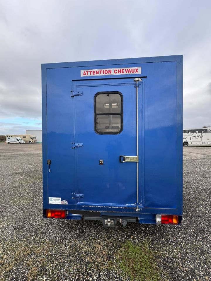Horsebox HGV Opel OPEL 2007 Used