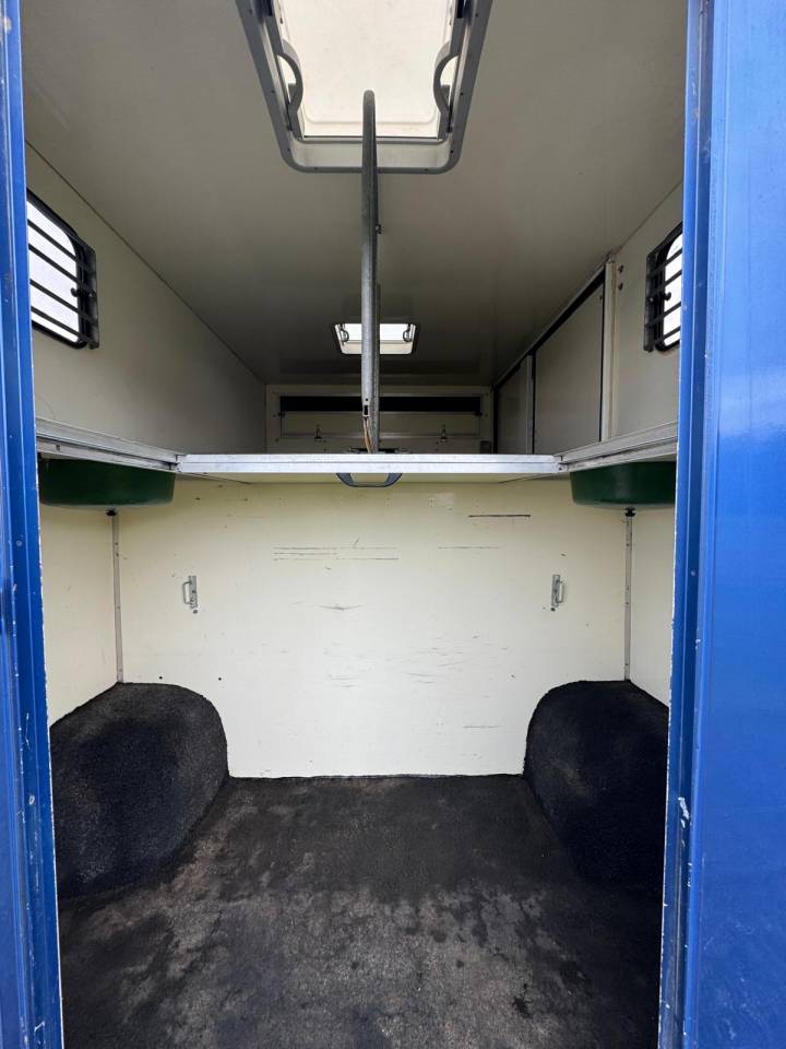 Horsebox HGV Opel OPEL 2007 Used