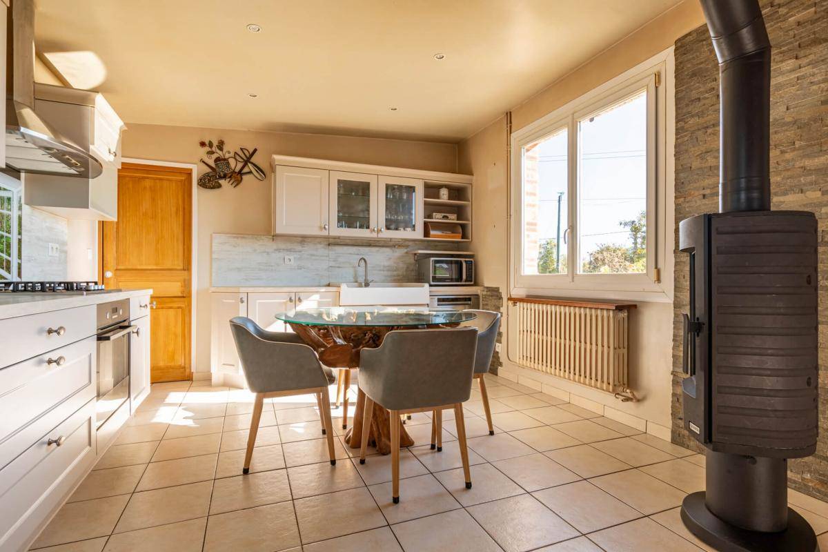 Equestrian property  Sarthe