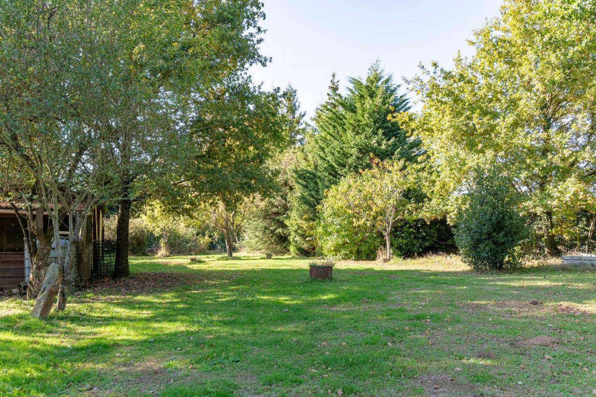 Equestrian property  Sarthe