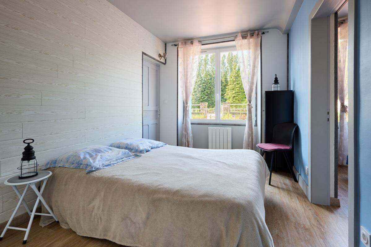 Equestrian property  Mayenne