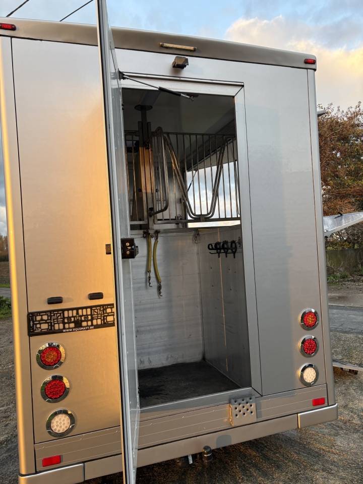 Horsebox HGV Renault Master 2017 Used