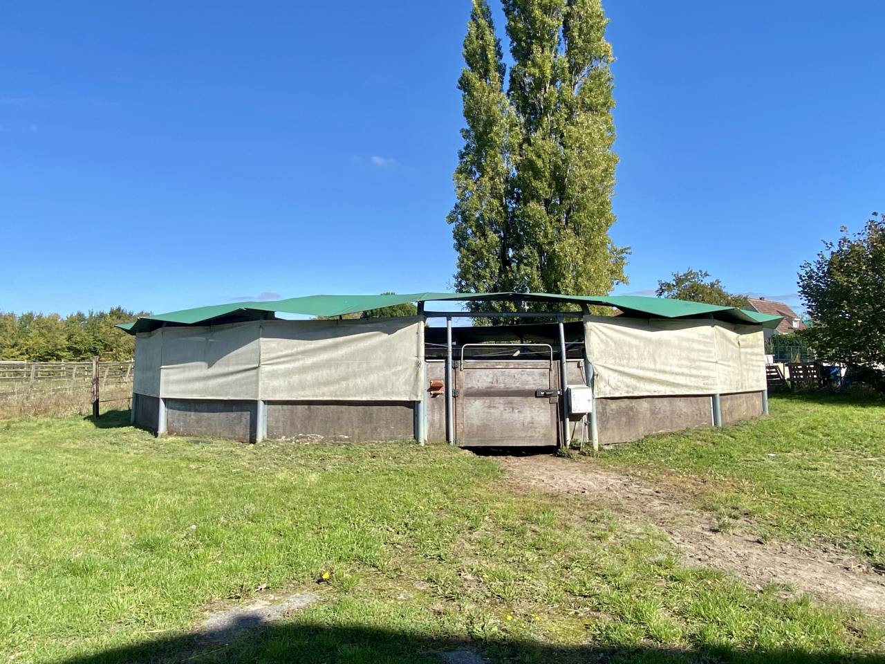 Livery yard  Seine-et-Marne