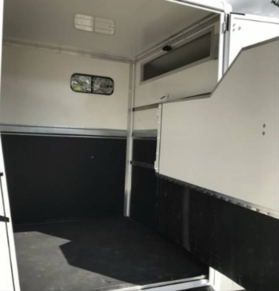 Horsebox HGV Renault Master 2013 Used