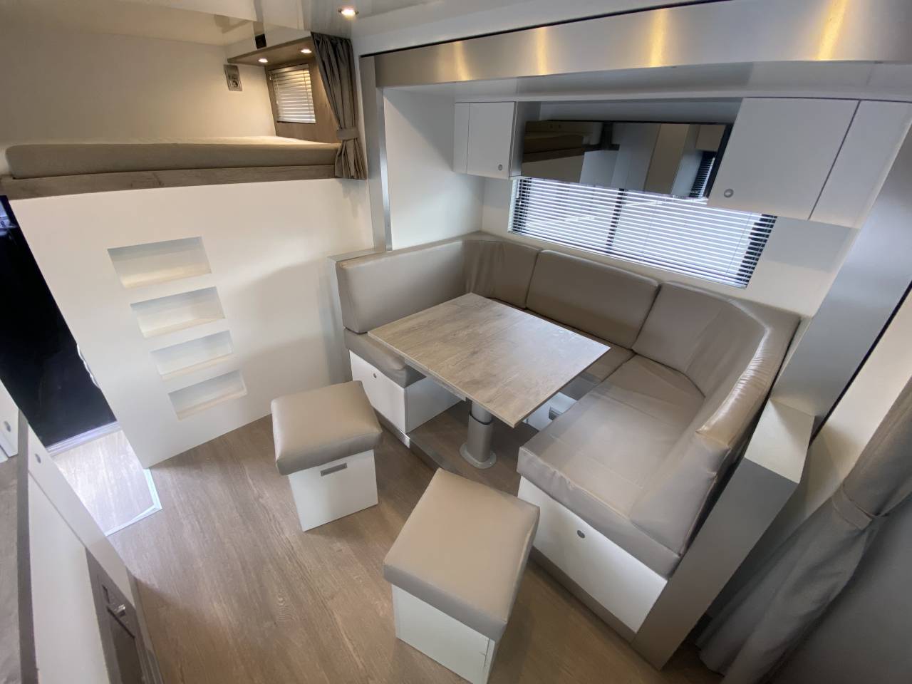 Horsebox NON-HGV AKX  2016 Used