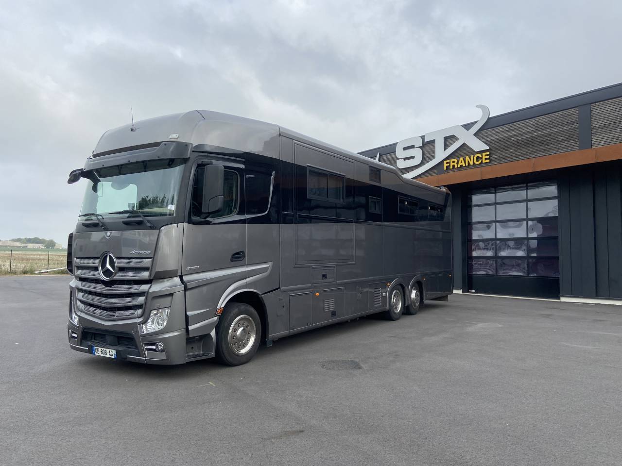 Horsebox NON-HGV AKX  2016 Used