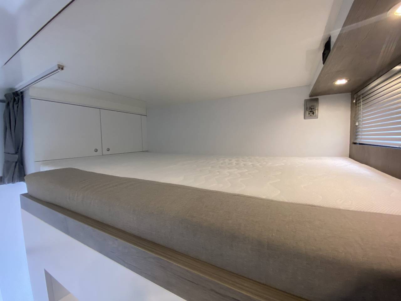 Horsebox NON-HGV AKX  2016 Used