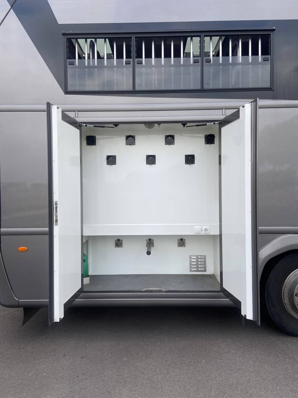 Horsebox NON-HGV AKX  2016 Used