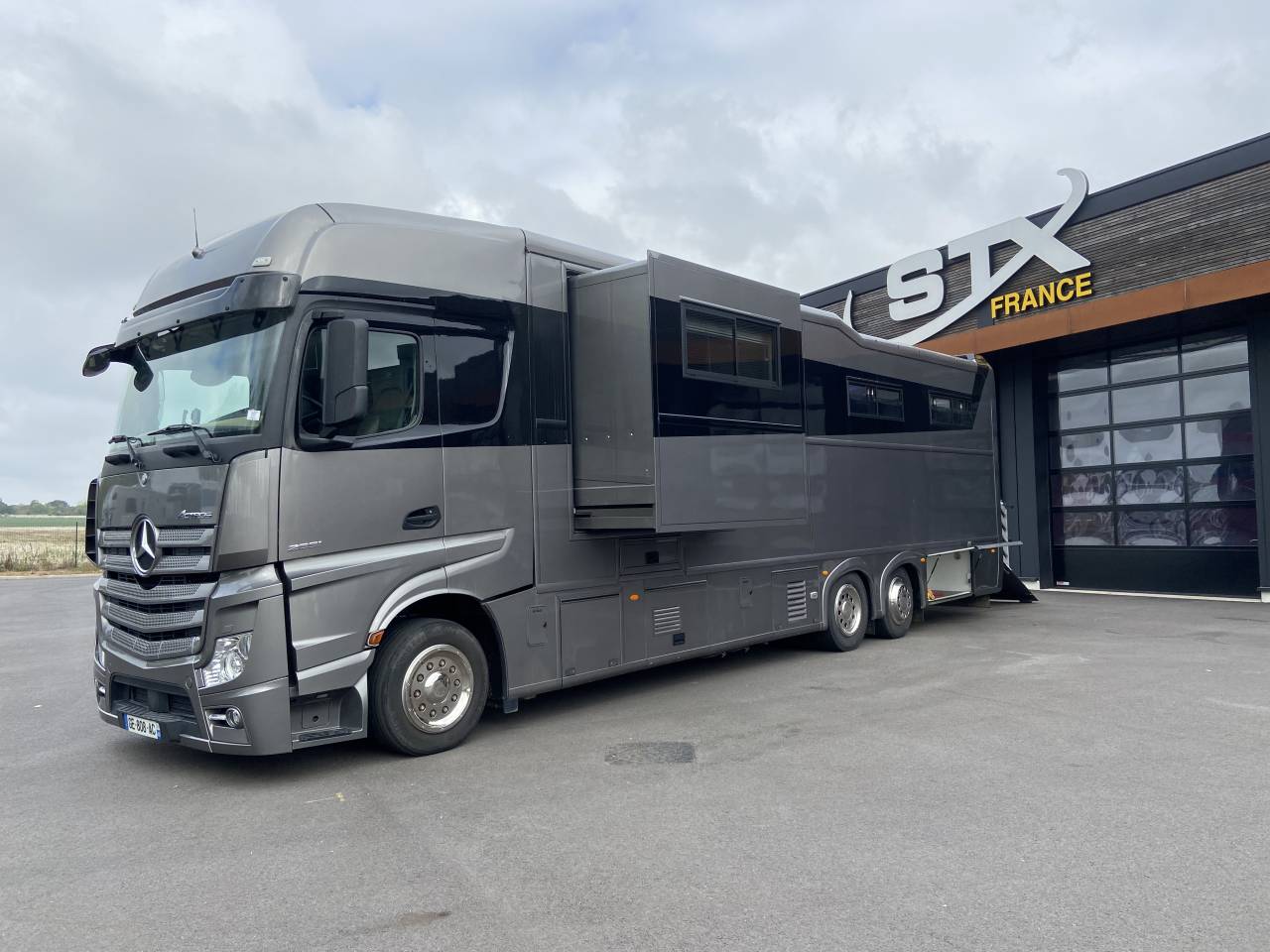 Horsebox NON-HGV AKX  2016 Used