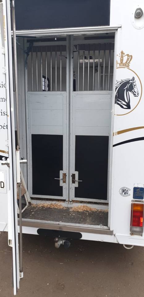 Horsebox HGV Renault Renault Master 2009 Used