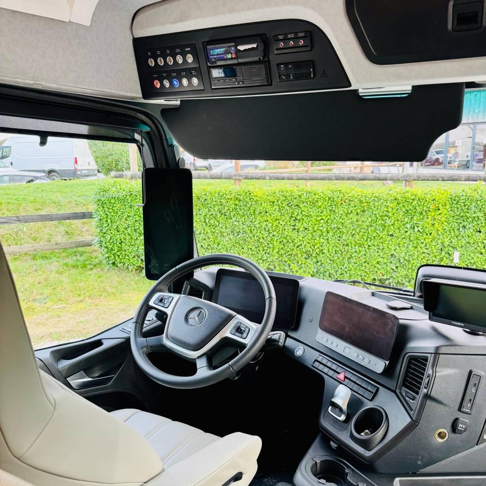 Horsebox NON-HGV AKX Classicspace6 2025 New