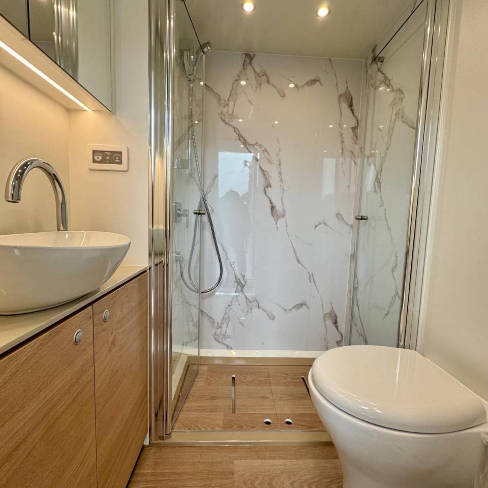 Horsebox NON-HGV AKX Classicspace6 2025 New