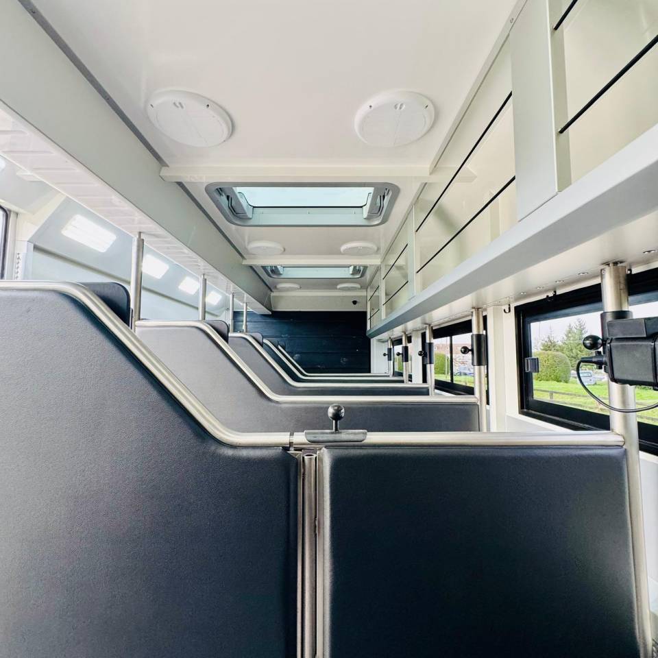 Horsebox NON-HGV AKX Classicspace6 2025 New