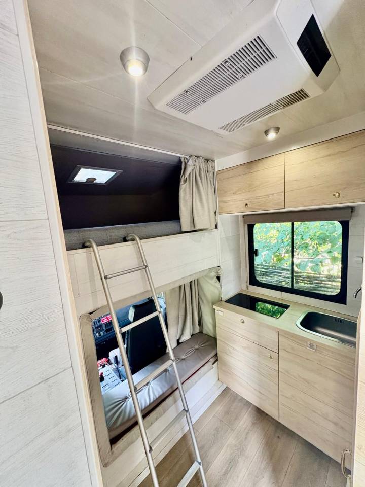 Horsebox NON-HGV Iveco  IVECO 280 hp 2001 Used