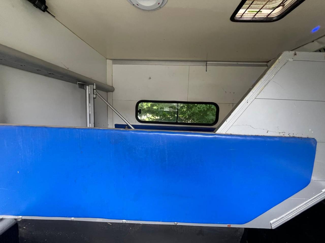 Horsebox NON-HGV Iveco  IVECO 280 hp 2001 Used