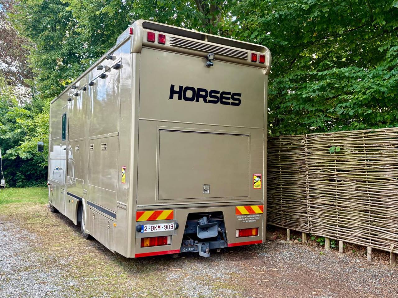 Horsebox NON-HGV Iveco  IVECO 280 hp 2001 Used
