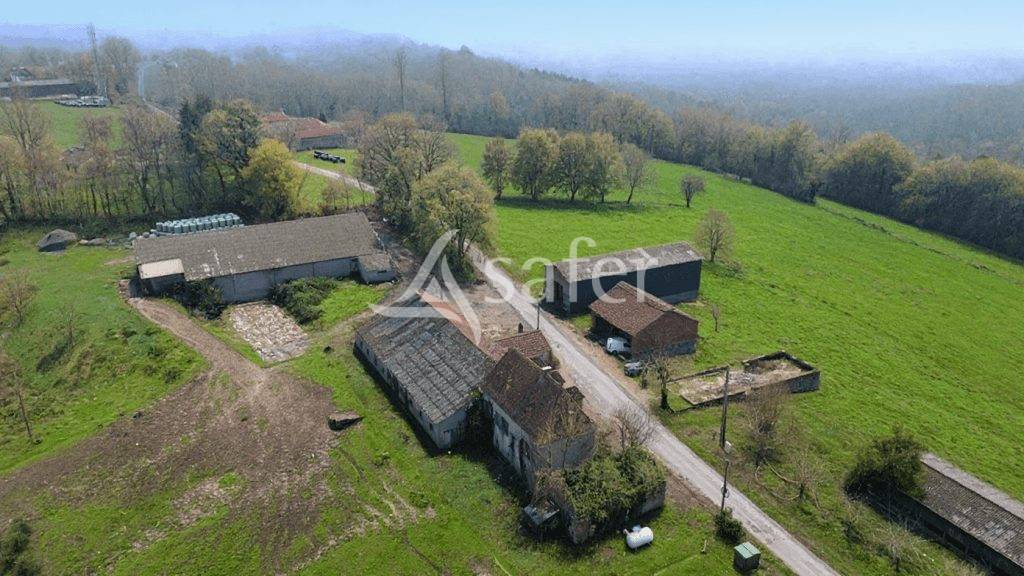 Sheep farm  Dordogne