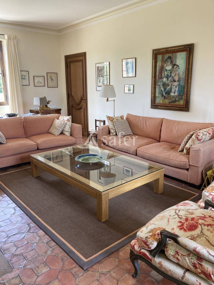 Other country property  tarn