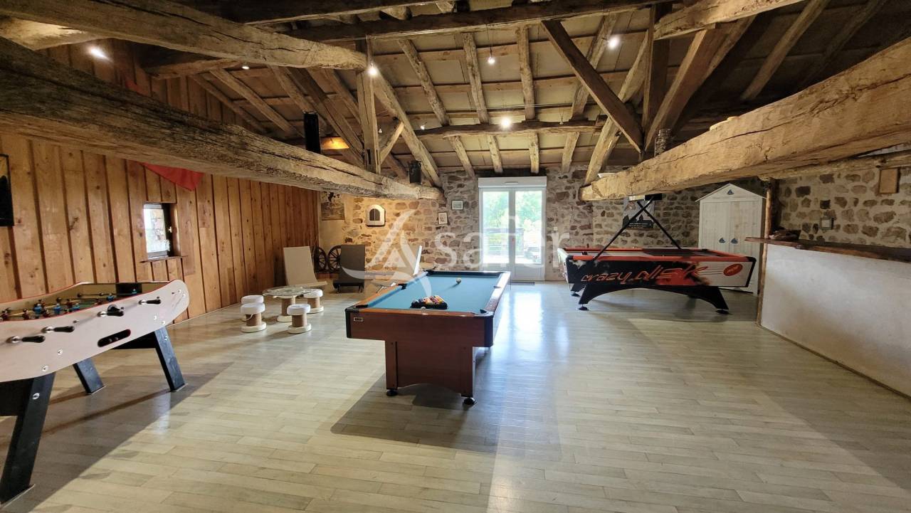 Other country property  tarn