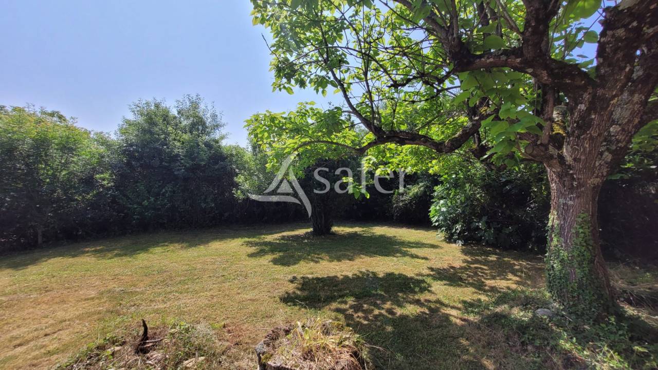 Other country property  tarn