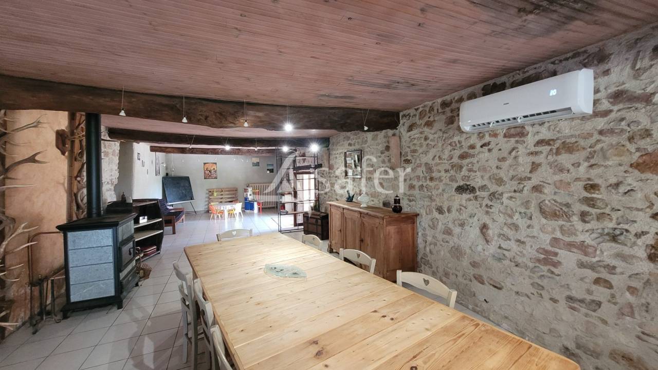 Other country property  tarn