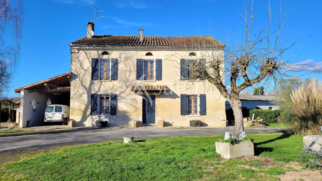 Other country property  tarn