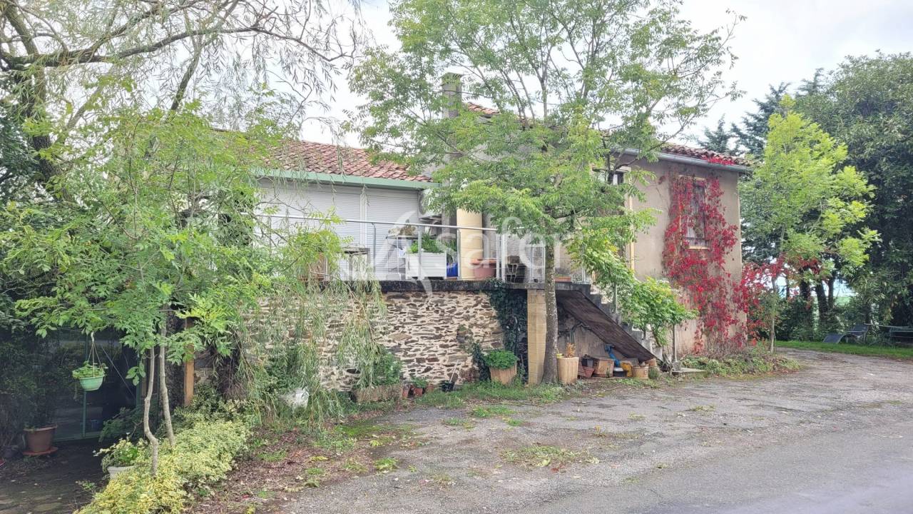 Other country property  tarn