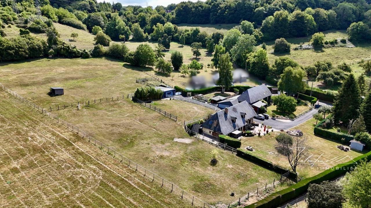 Equestrian property  Calvados