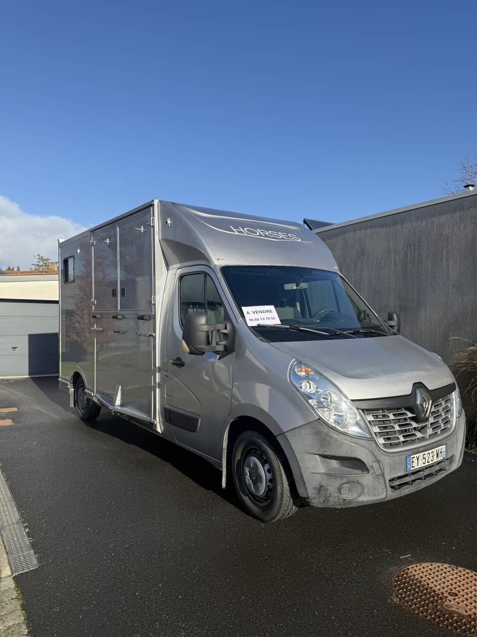 Horsebox HGV Renault LESLY HORSE 2018 Used