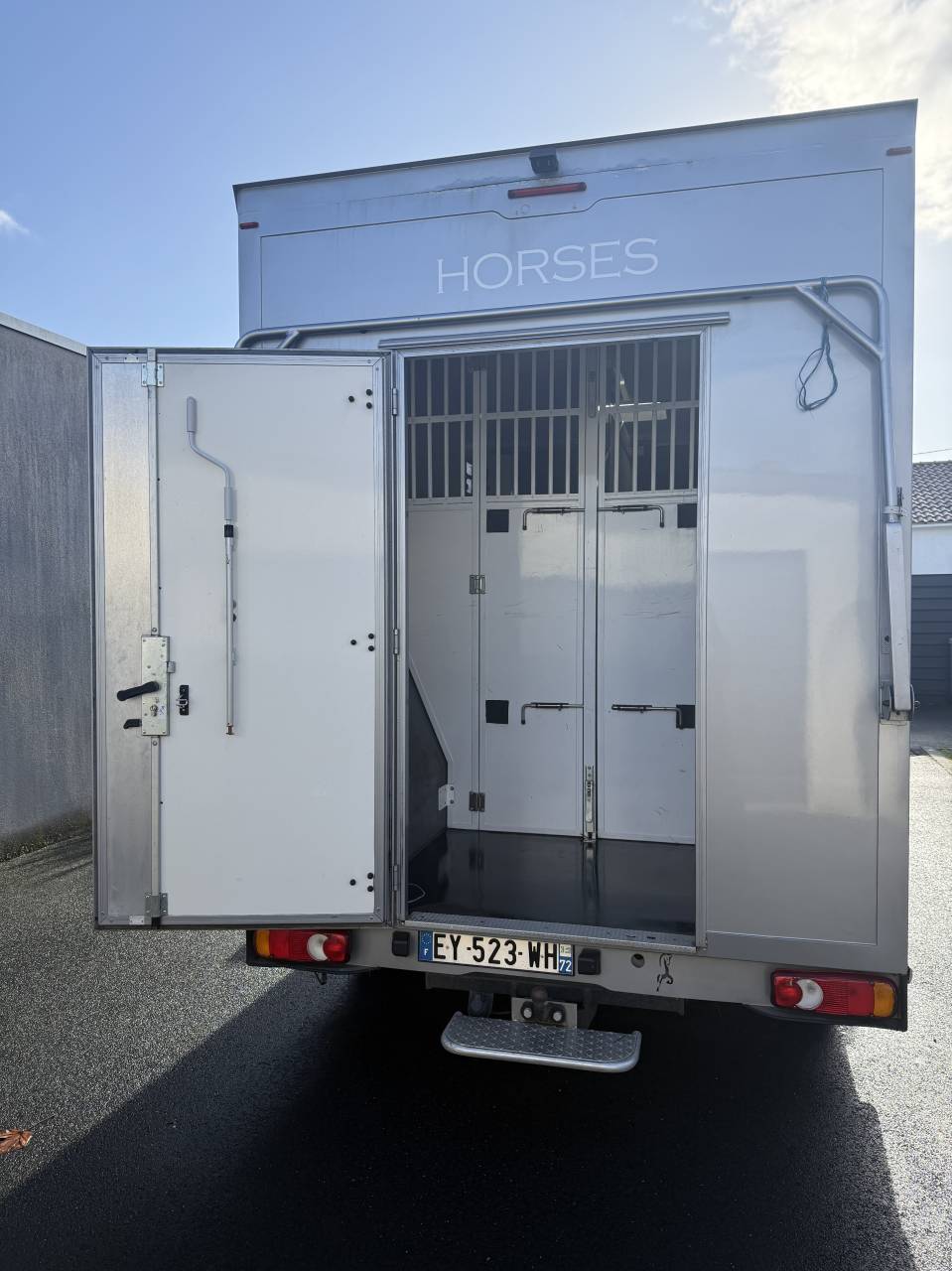 Horsebox HGV Renault LESLY HORSE 2018 Used