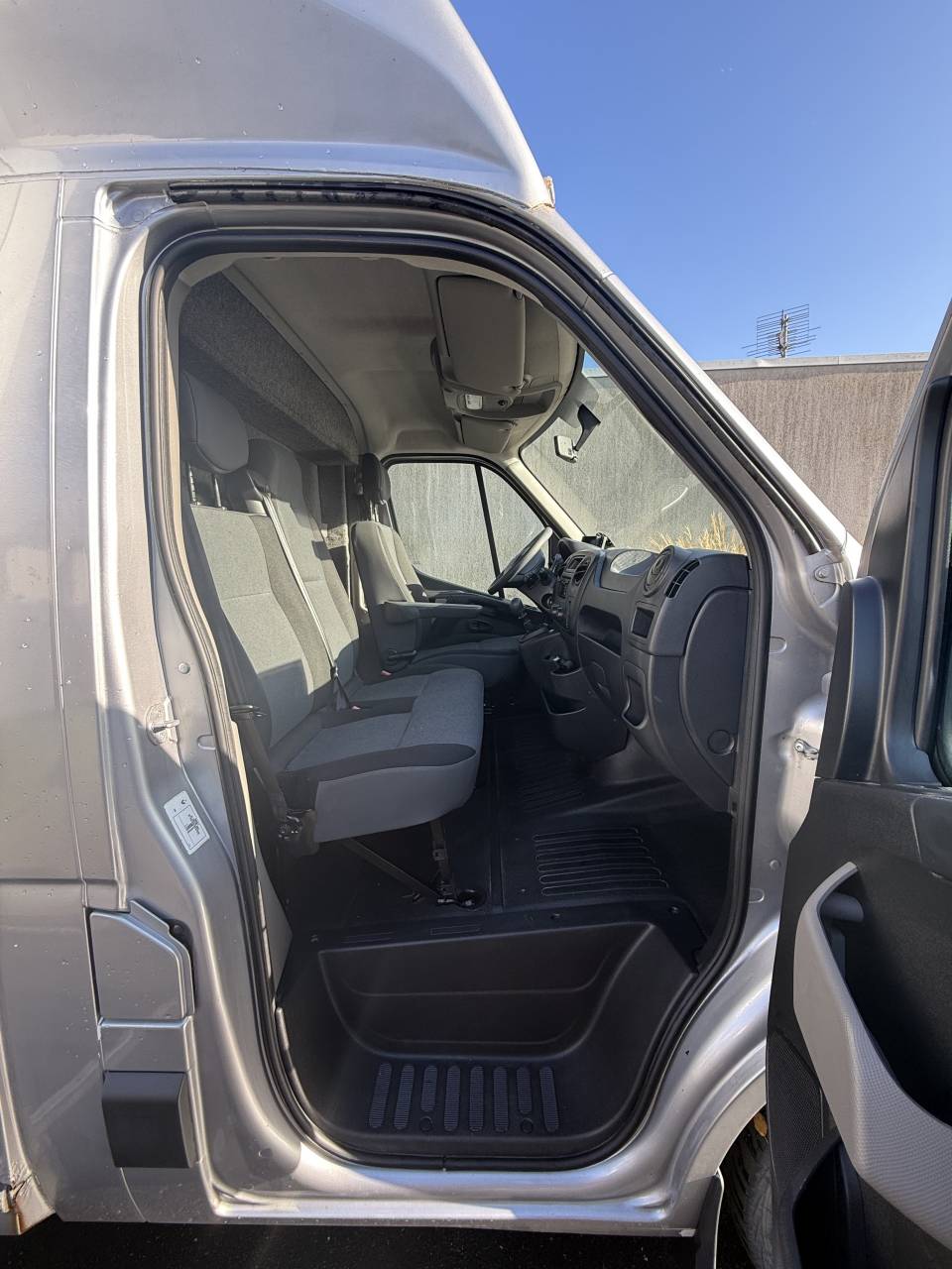 Horsebox HGV Renault LESLY HORSE 2018 Used