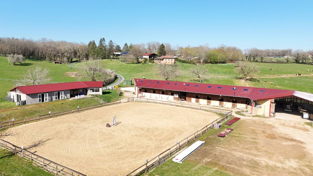 Riding school  Dordogne