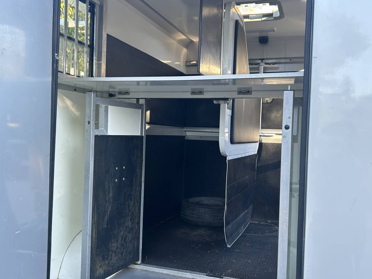 Horse trailer STX MOVANO 2 Stalls 2017 Used