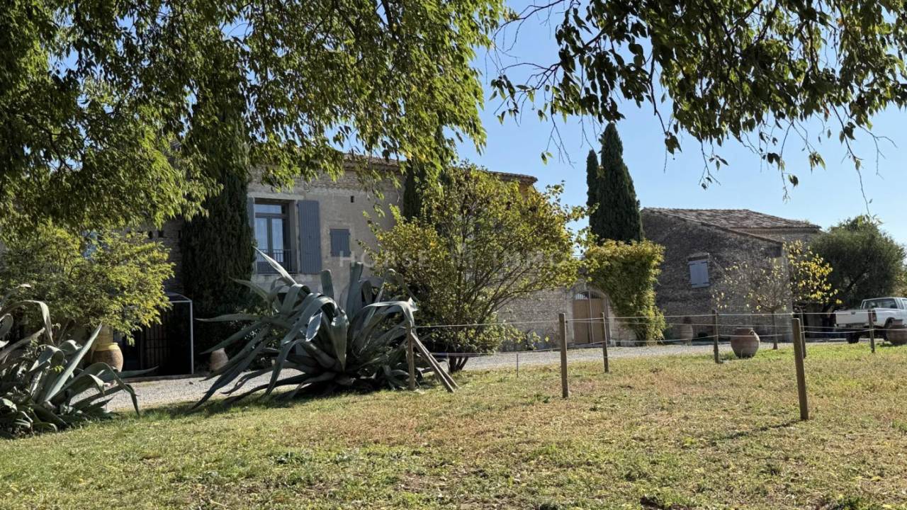 Equestrian property  Gard