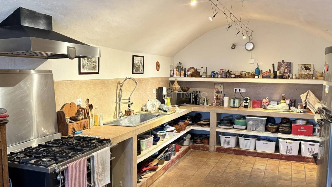 Equestrian property  Gard