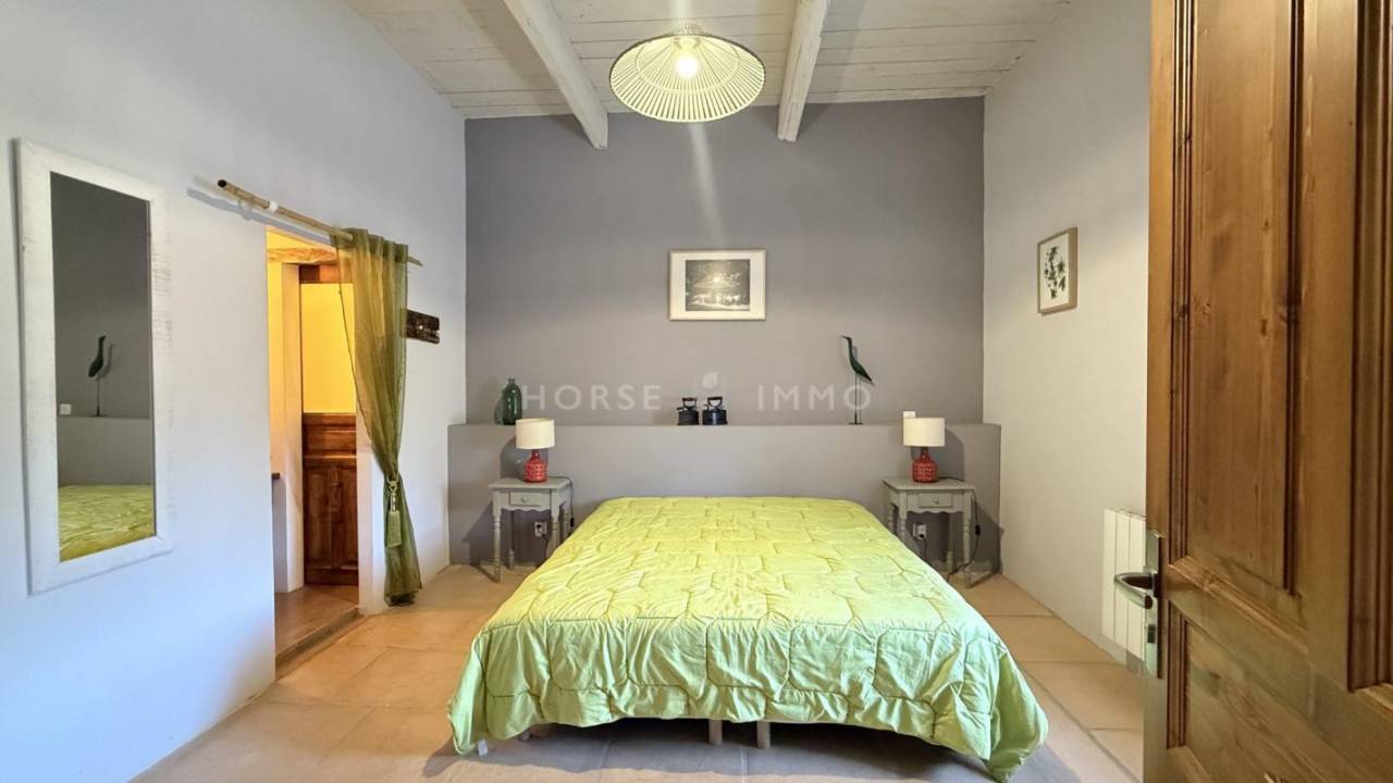 Equestrian property  Gard