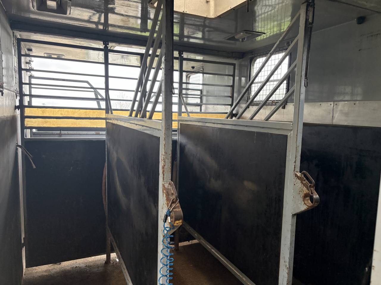 Horsebox NON-HGV Renault Mildium 1985 Used